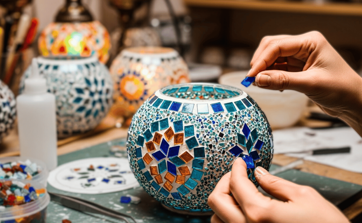 Réservez un atelier de lampes en mosaïque et de porte-bougies turcs à Istanbul