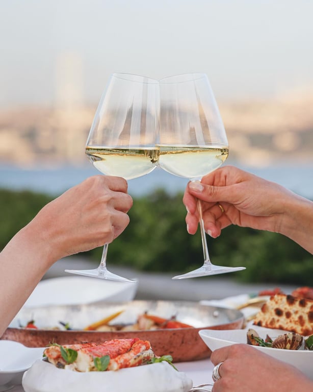 Service image for Four Seasons Aqua Romantic Dinner