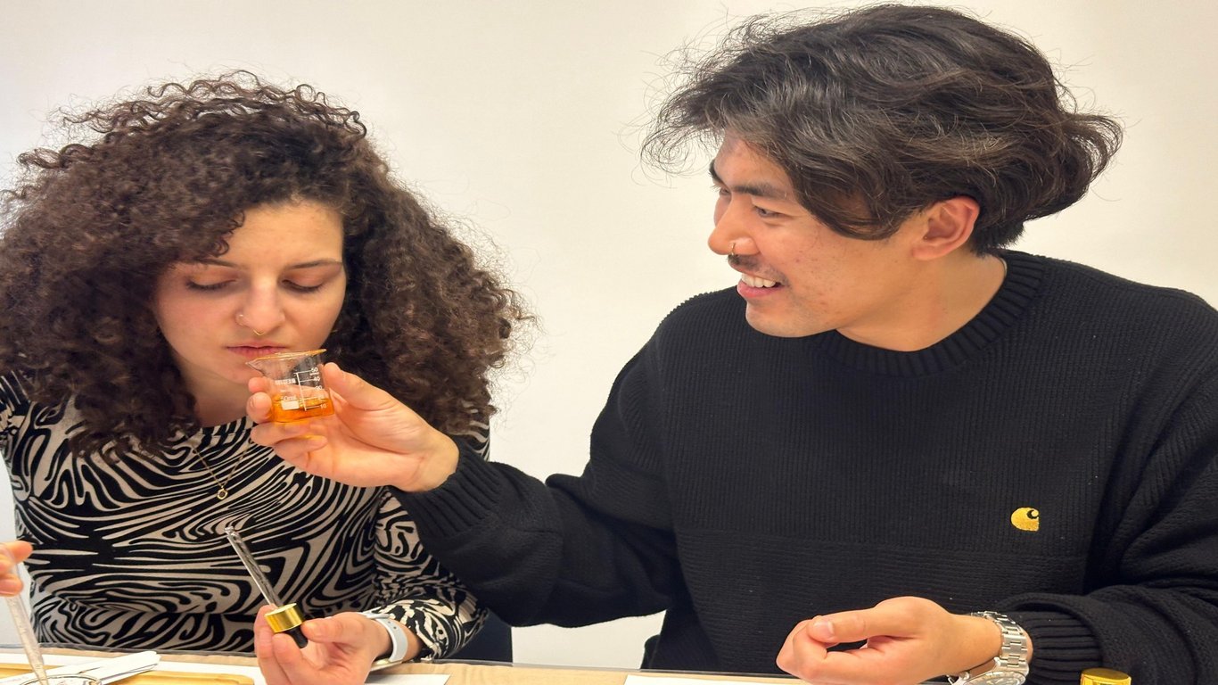Antalya Old Town Perfume Workshop with 66 Essences