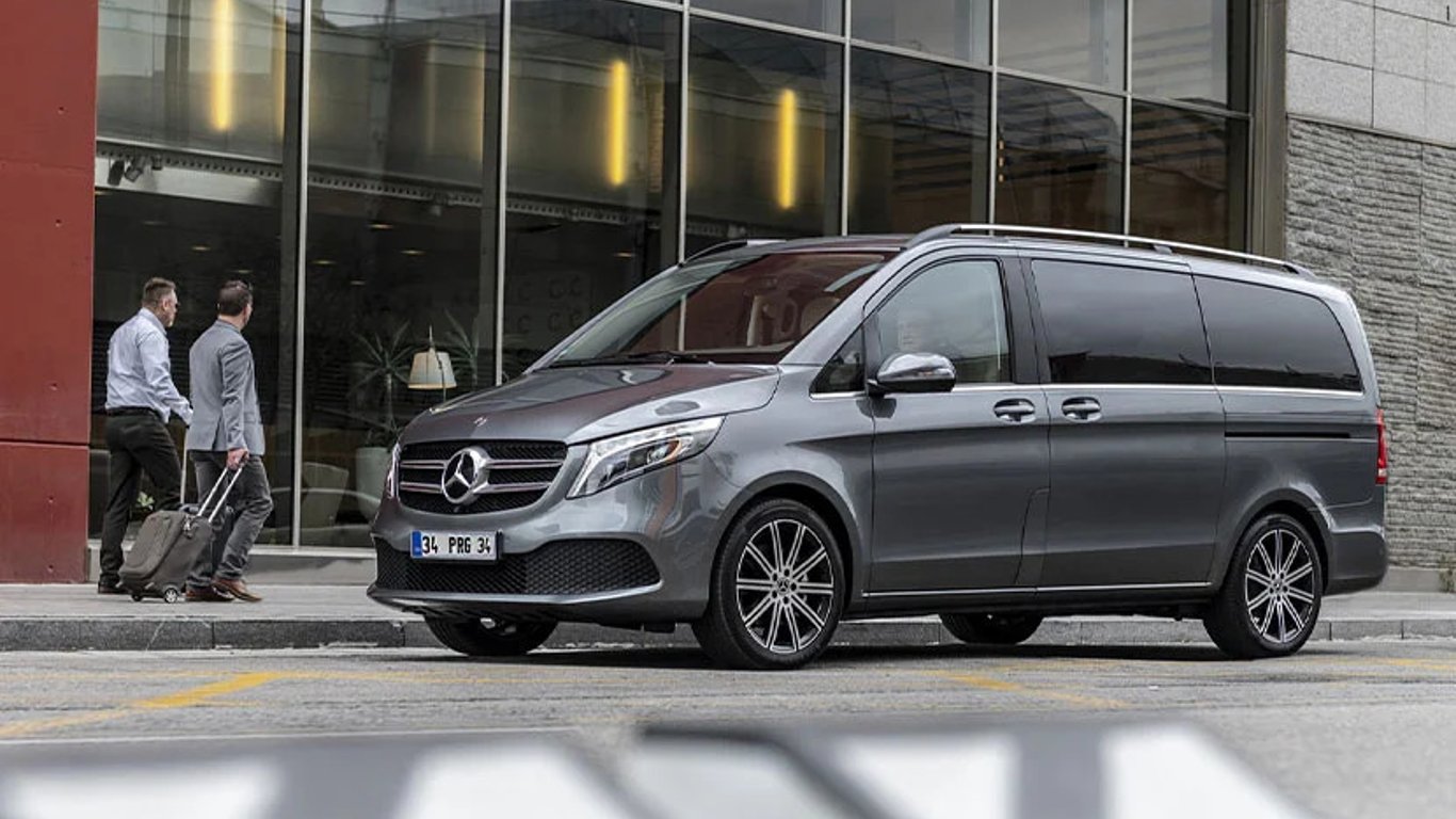 Services de Transfert Aéroport avec Mercedes Vito