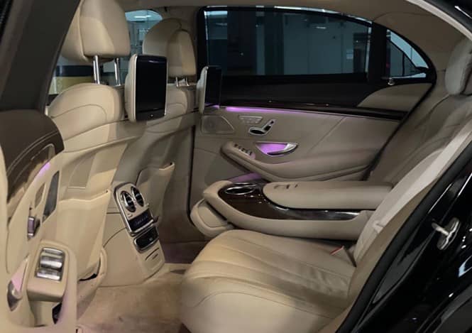 Prywatny transfer lotniskowy w Antalyi z Mercedesem S400