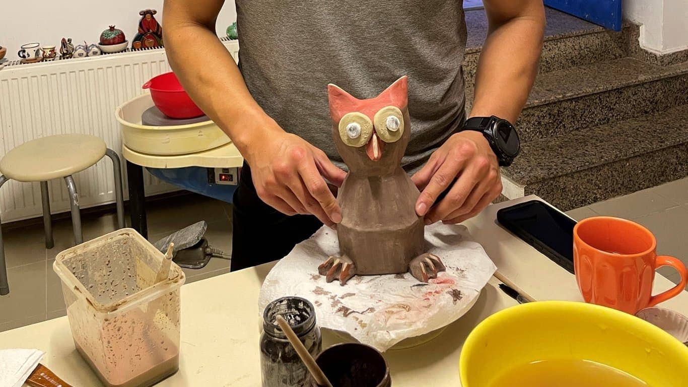 کلاس سرامیک و مجسمه‌سازی در استانبول – هنر خود را خلق کنید
