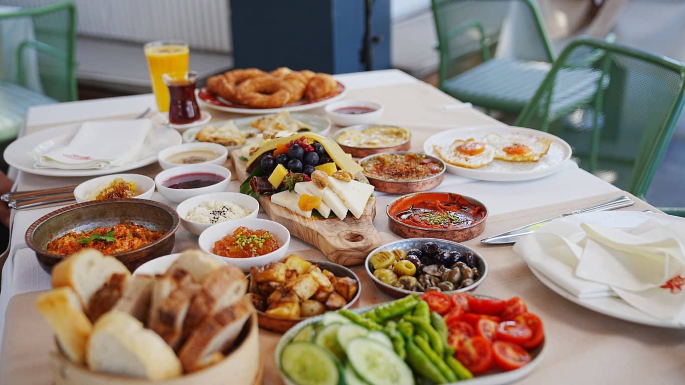 Nuz Restaurant | Sultanahmet Garden Dining Experience - 3