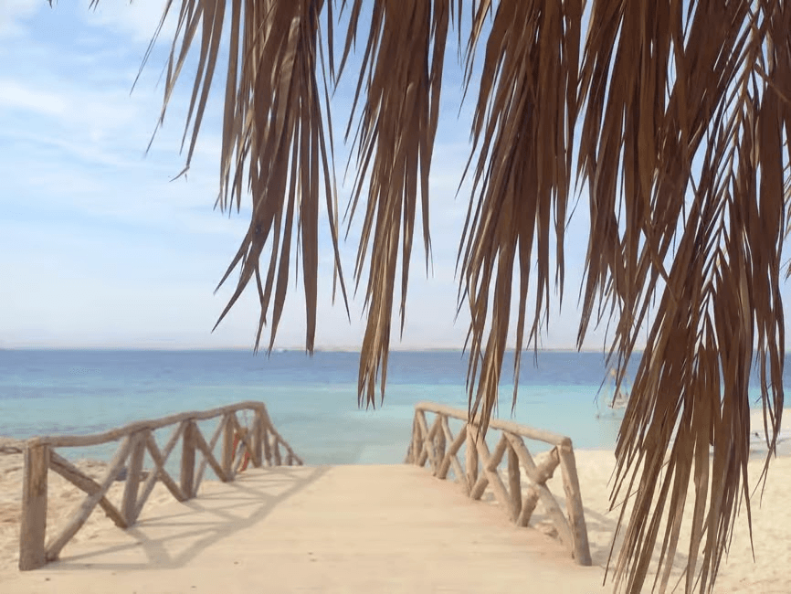 Hurghada'dan Magawish Adası Seçkin Lüks Bot Gezisi