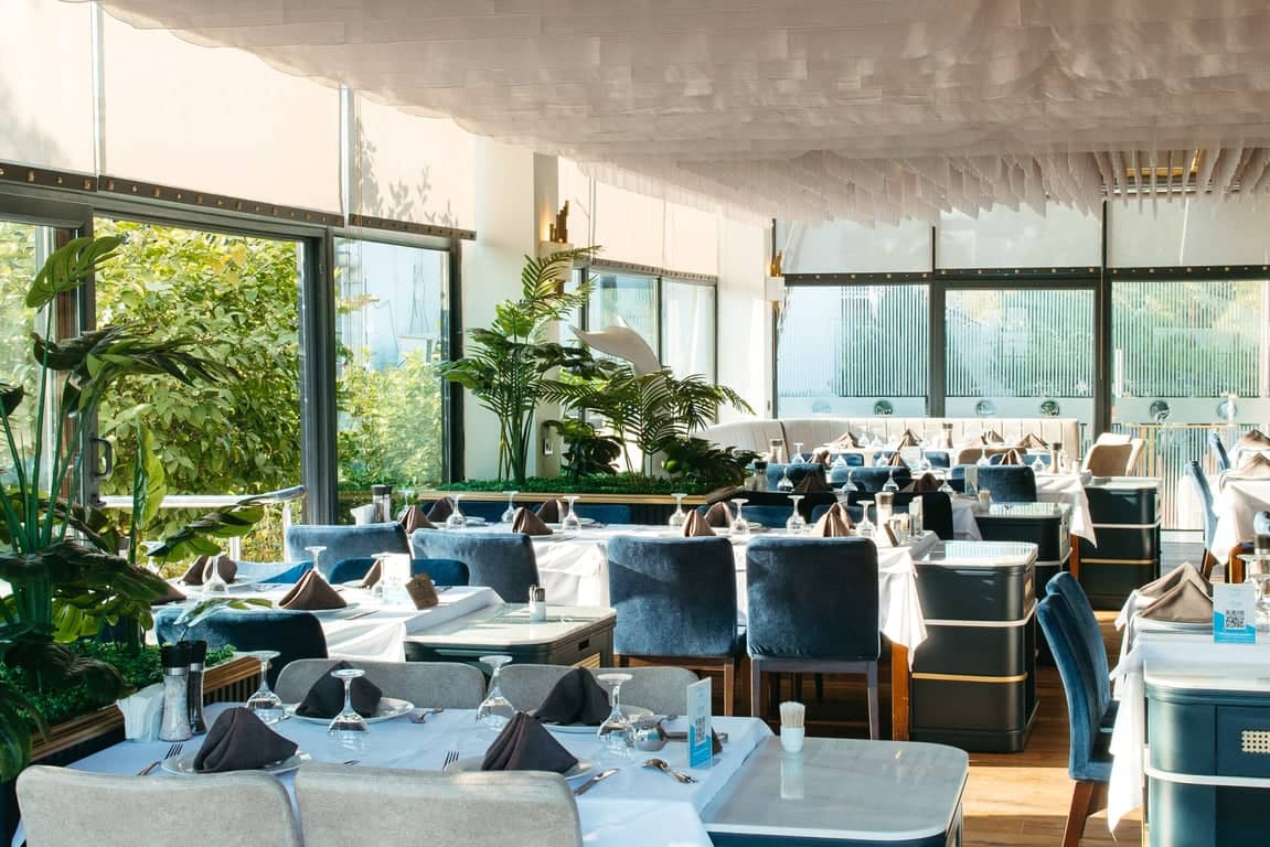 Lara Balık Restaurant – Seaside Dining at Konyaaltı Branch - 9