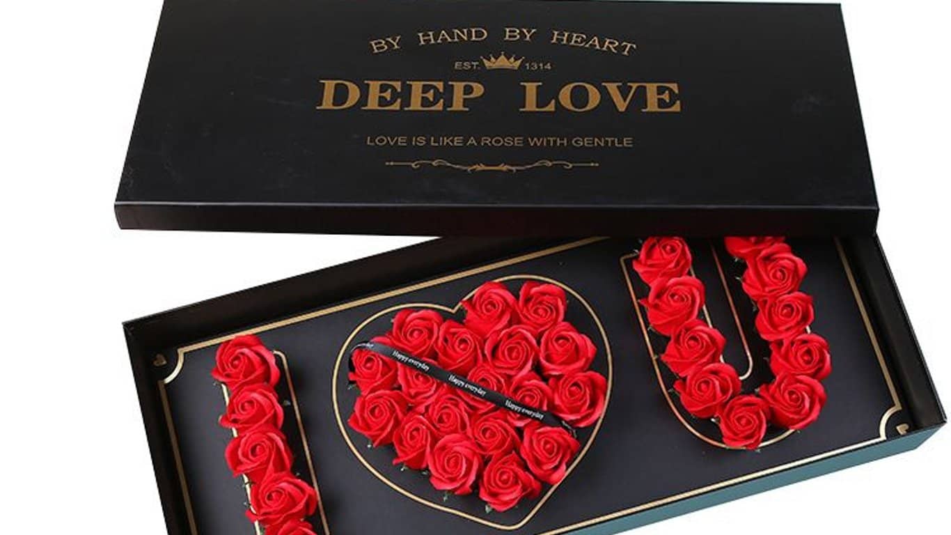 Спеціальна коробка 'Я тебе люблю' – XXL червоні троянди в Стамбулі