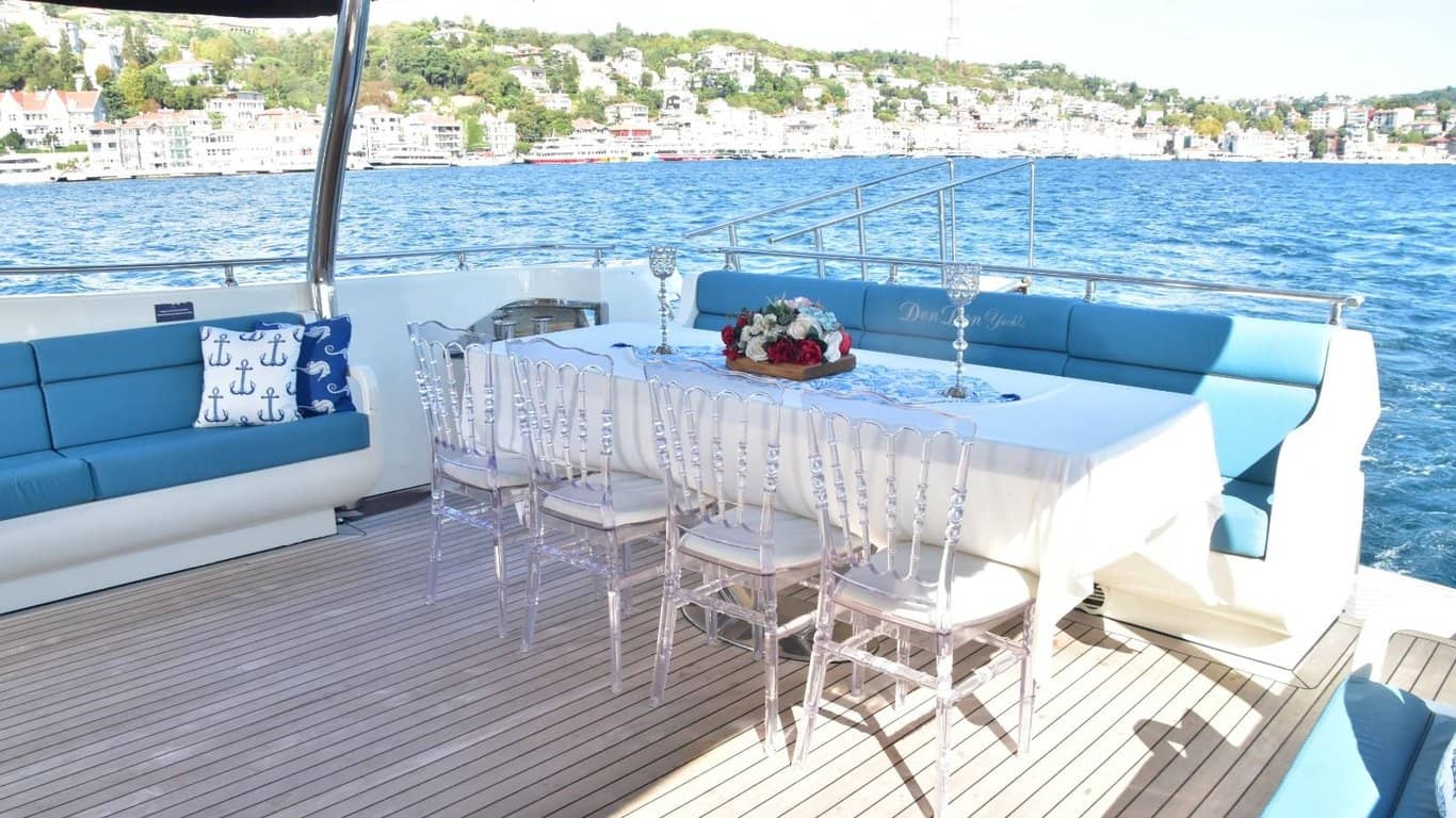 Charter Denden 9 Yacht in Istanbul – VIP Bosphorus Cruise
