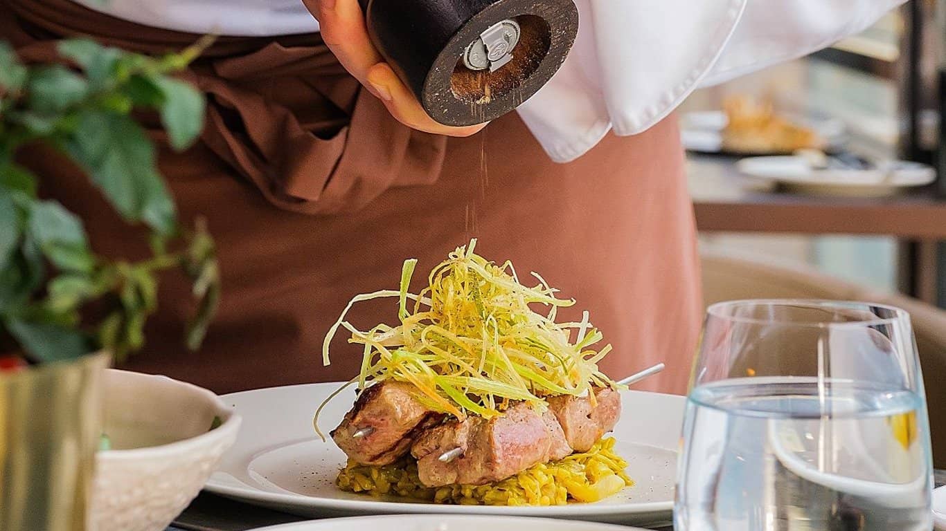 Restaurante Feriye – Comedor Gourmet junto al Bósforo en Estambul