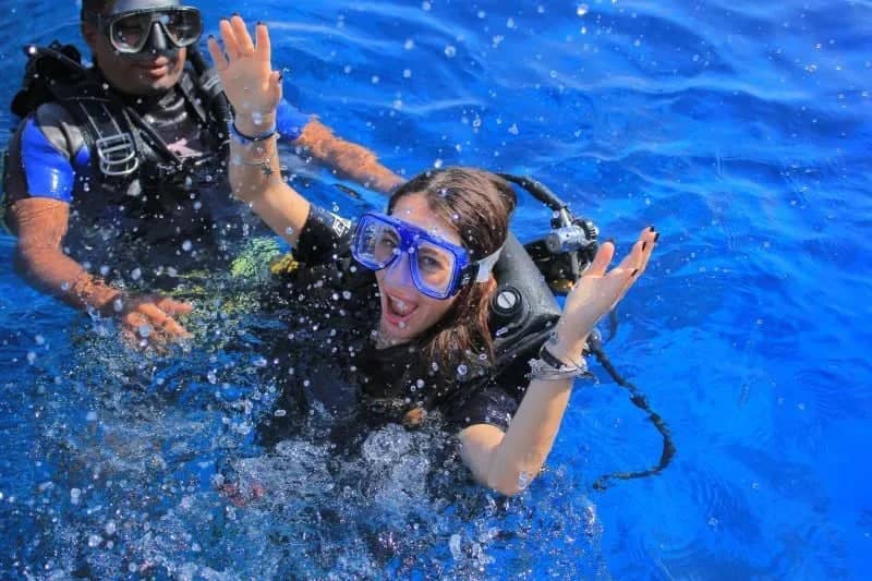 Ras Mohamed Tekne Turu Sharm'dan – Lüks Botlar, Şnorkel & Beyaz Ada