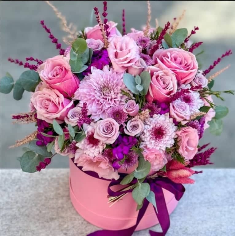 鲜花配送，粉色盒装 – 同日服务