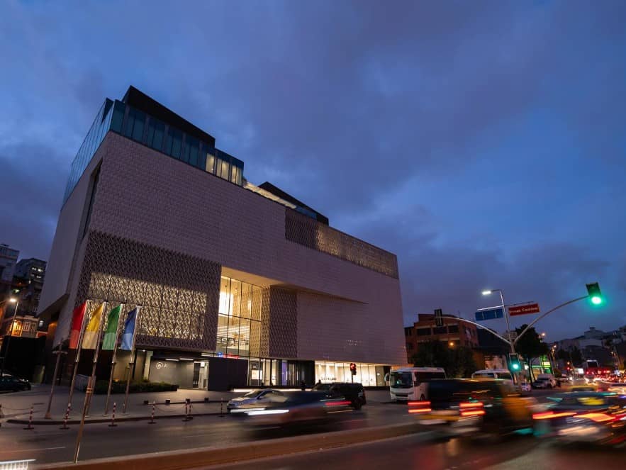 Arter Art Walk – Private Contemporary Art Tour through Dolapdere & Piyalepaşa