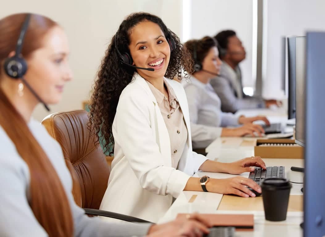 150'den Fazla Dilde Simültane Çeviri Hizmetleri – Online ve Yerinde