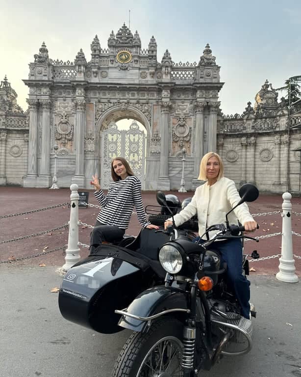 Ισταμπολοποίηση – Συλλέξτε την Ψυχή της Κωνσταντινούπολης σε μια Πολυτελή Πρωινή Περιήγηση με Sidecar