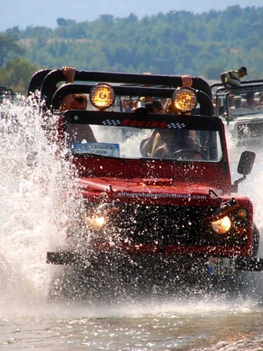 سافاری جیپ آنتالیا