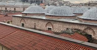 تور راهنمایی‌شده پشت‌بام‌ها و گذرگاه‌های پنهان بازار بزرگ در استانبول