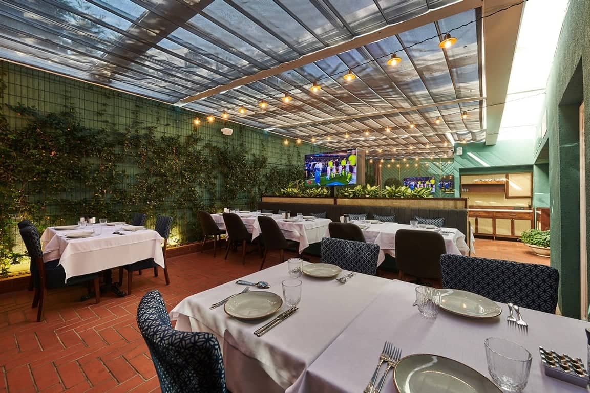 Restaurante Köşebaşı Levent – Culinária Autêntica de Adana & Tarsus