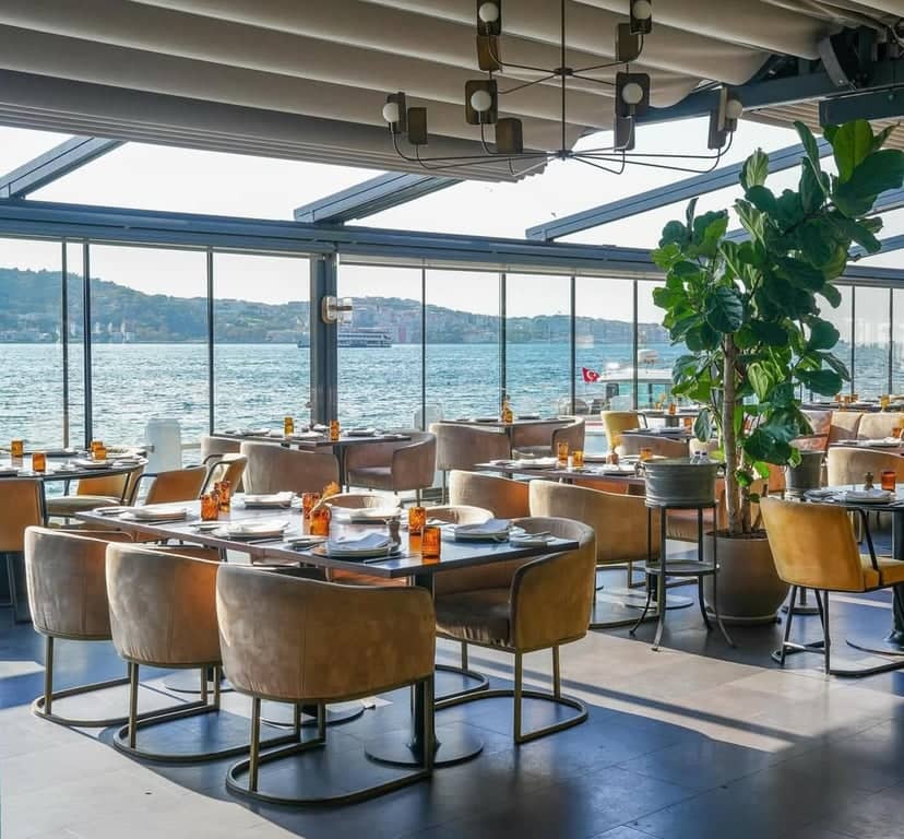 Restaurante Feriye – Comedor Gourmet junto al Bósforo en Estambul