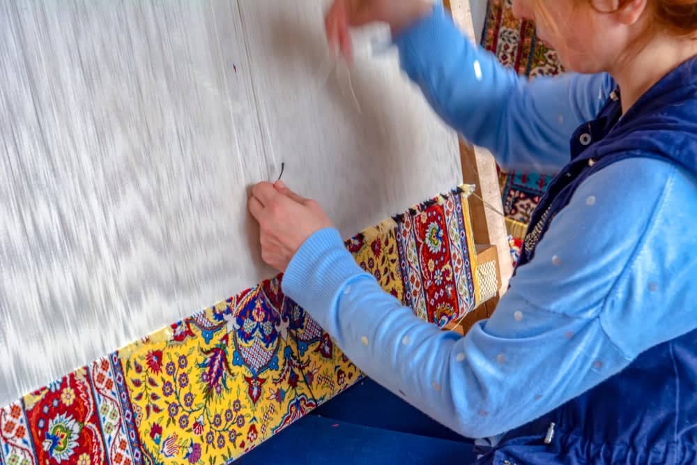 Join Our Traditional Turkish Carpet Weaving Workshop