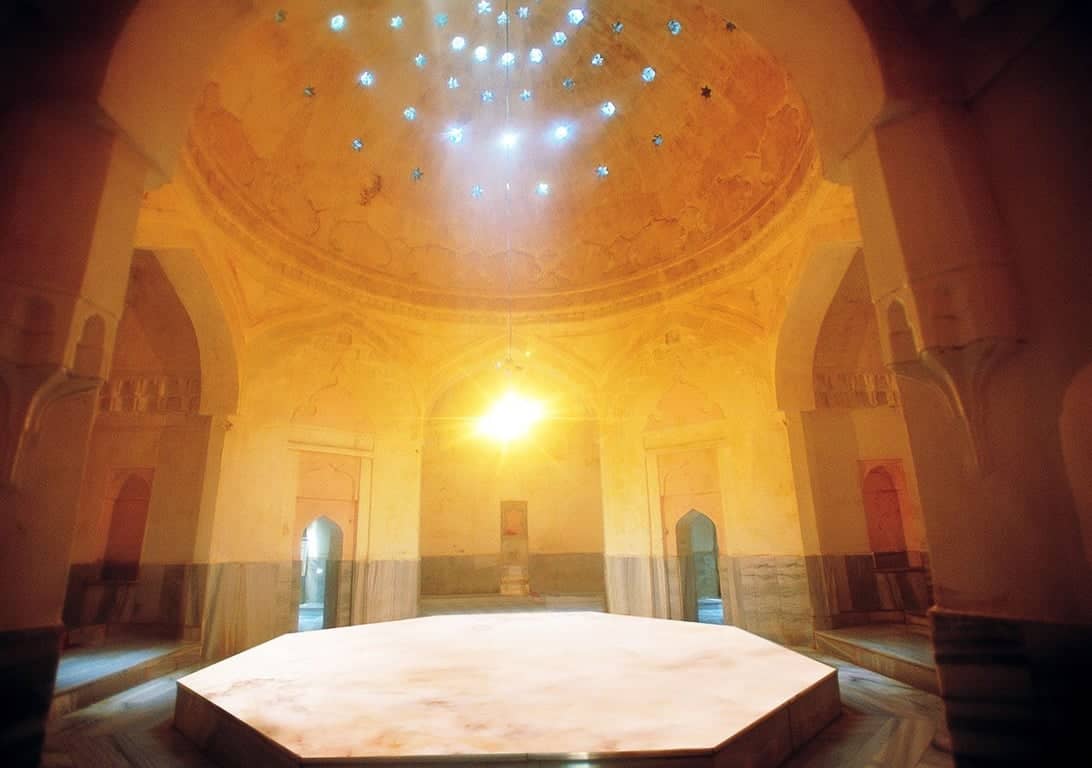 Traditionelles Türkisches Bad – 500 Jahre altes Hamam-Erlebnis in Istanbul