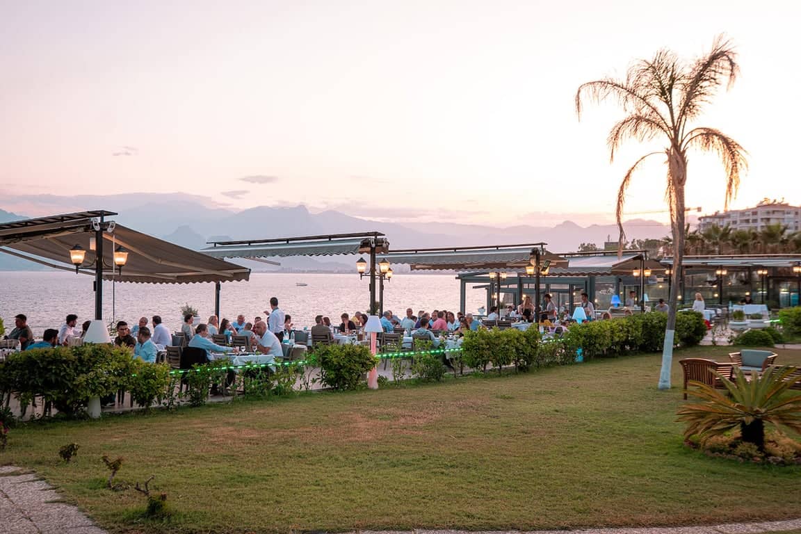 Lara Balık Restaurant – Işıklar's Premier Seafood Spot