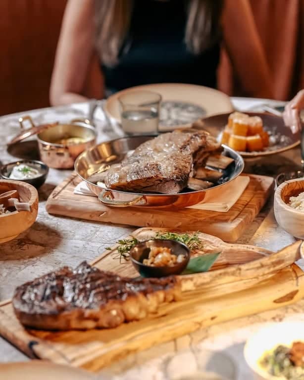 Ala Akşam – Elegante Dineren met Perfectie Gegrild op Houtskool