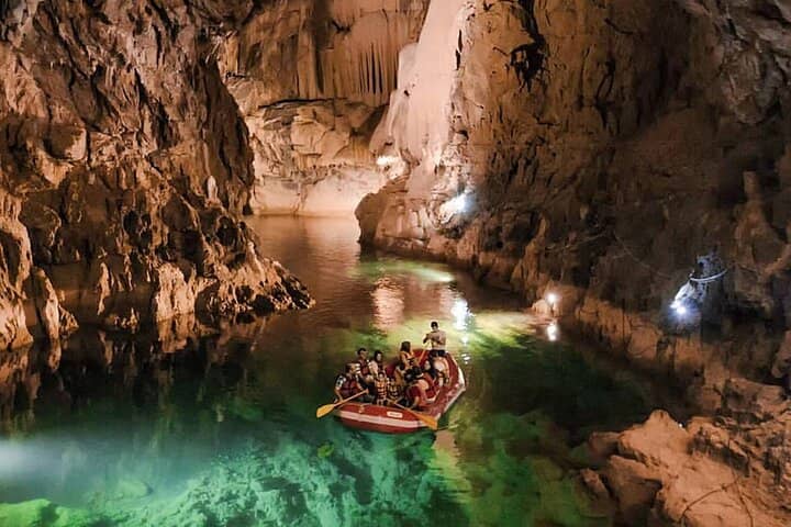 جولة كاملة ليوم في كهف التينبيشيك وقرية أرمنا