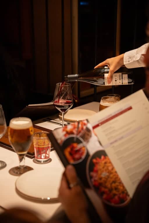 Ali Ocakbaşı Kuruçeşme: Ristorazione al Focolare con Vista a Istanbul