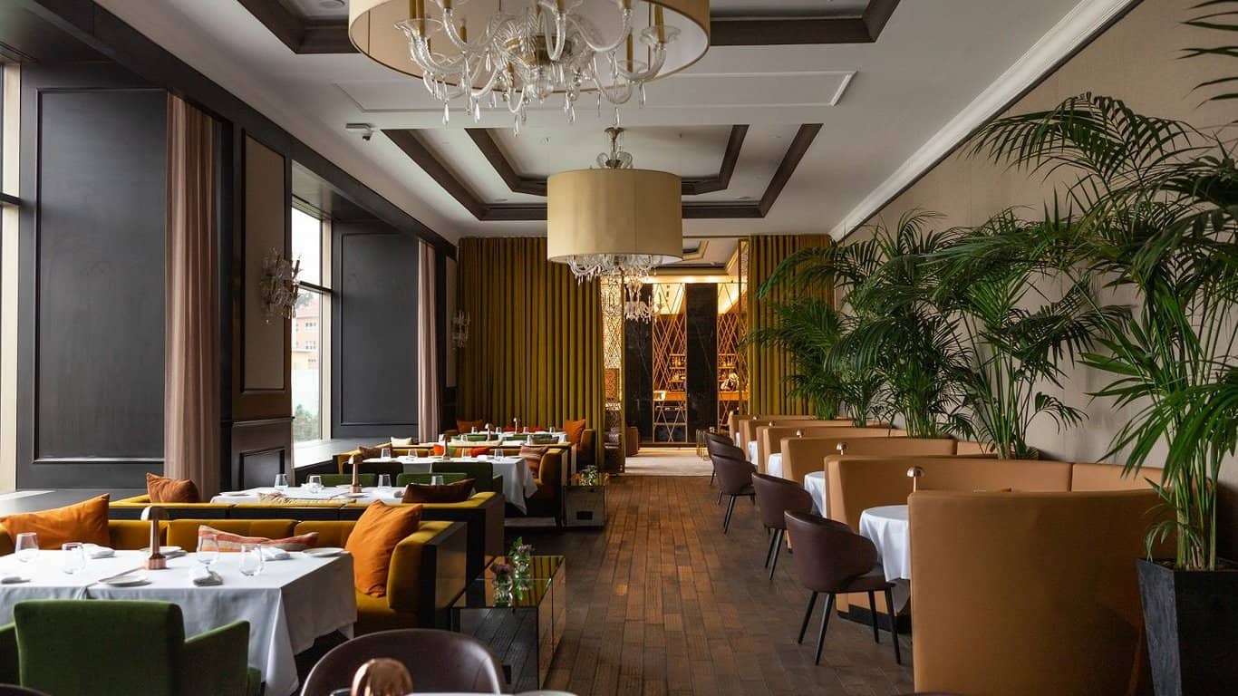 Ресторан Atölye в готелі Ritz Carlton в Стамбулі