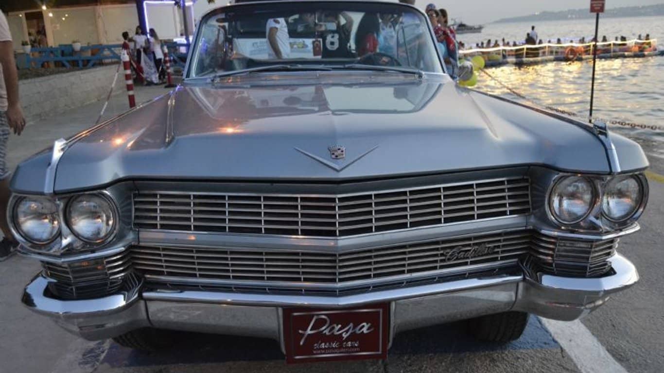 1964年凯迪拉克DeVille敞篷车 – 伊斯坦布尔豪华汽车租赁