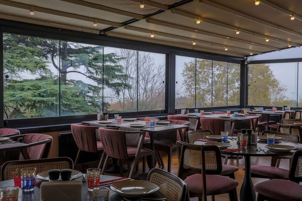 Ali Ocakbaşı Suadiye – Griglia Turca Tradizionale sul Mare