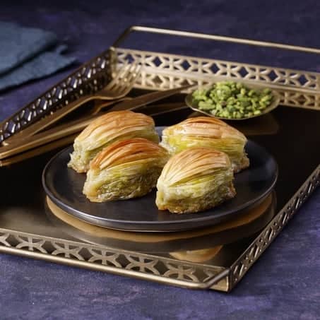 伊斯坦布尔的开心果味米迪亚巴克拉瓦