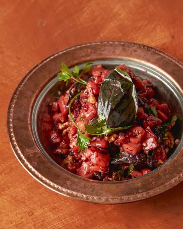 مطعم وبار تيري – تناول طعام فاخر مع إطلالة على البوسفور في غيموشسيو