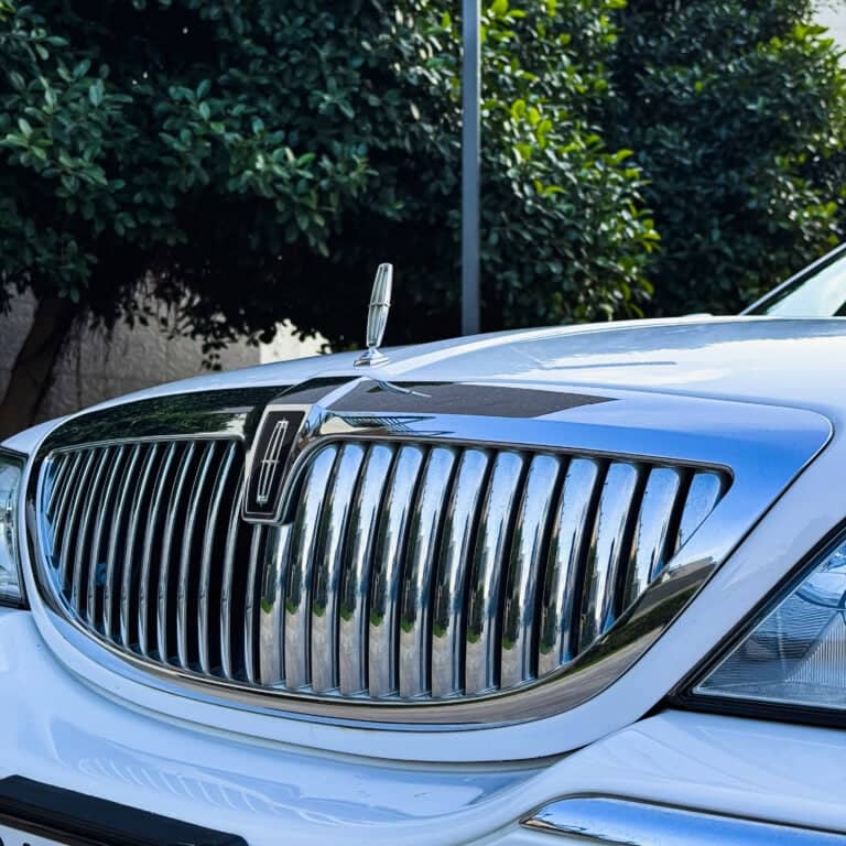 Prywatny transfer z lotniska w Antalyi z Lincoln Limuzin