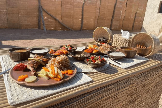 BADU Gerçek Bedevi Gecesi Makadi Koyu'nda — Deve Sürüşü, Akşam Yemeği & Yıldız Gözlemi