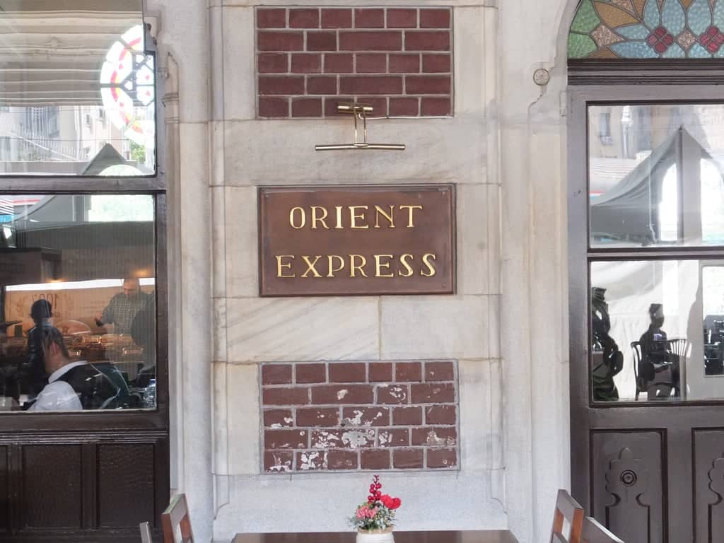 Reserva el Tour de Estambul Secreto con Şerif Yenen – Explora Estambul