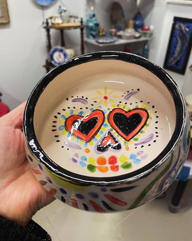 Turkish Ceramic Painting Class – Traditional Art in Istanbul