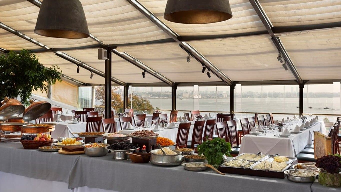 Armada Terrace Restaurant