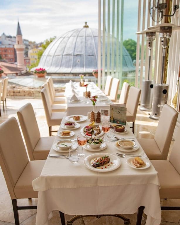 Ristorante Matbah Istanbul – Un Viaggio Reale nella Cucina Ottomana
