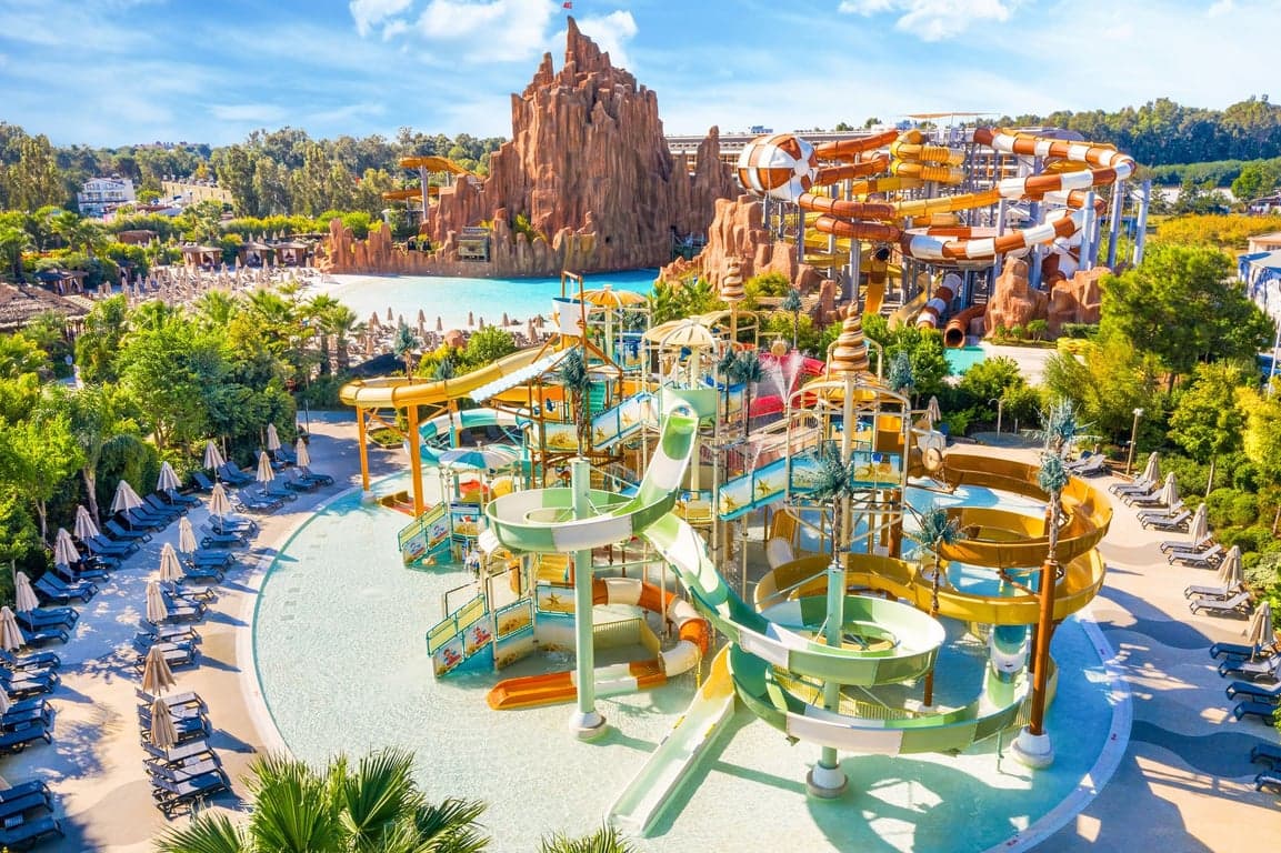 Land Of Legends Tema Parkı (Özel Tur)