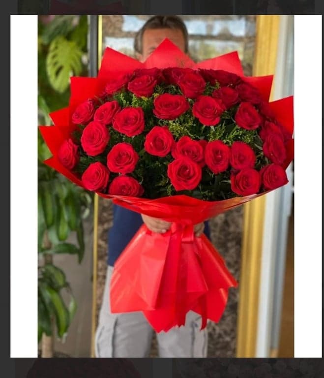21 Rose 
