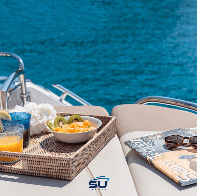 Orion Yacht Vermietung in Istanbul – Private Bosporus-Kreuzfahrt