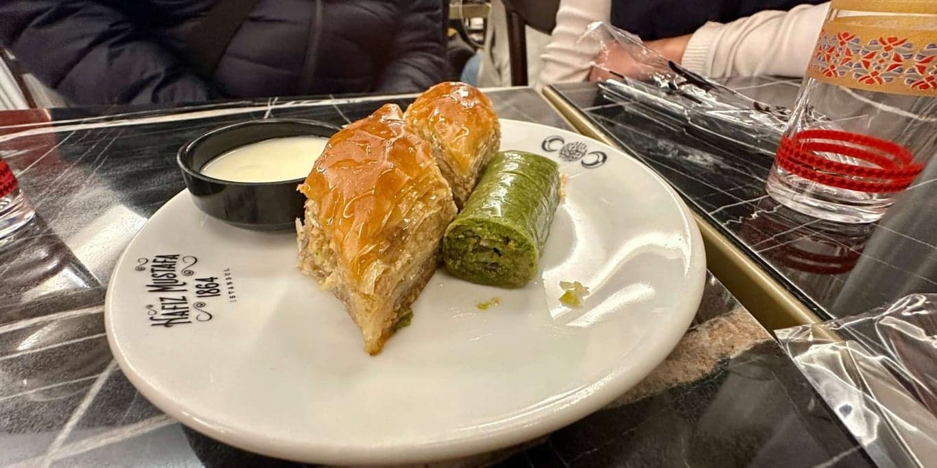 Νυχτερινή Περιήγηση Γευσιγνωσίας στην Κωνσταντινούπολη