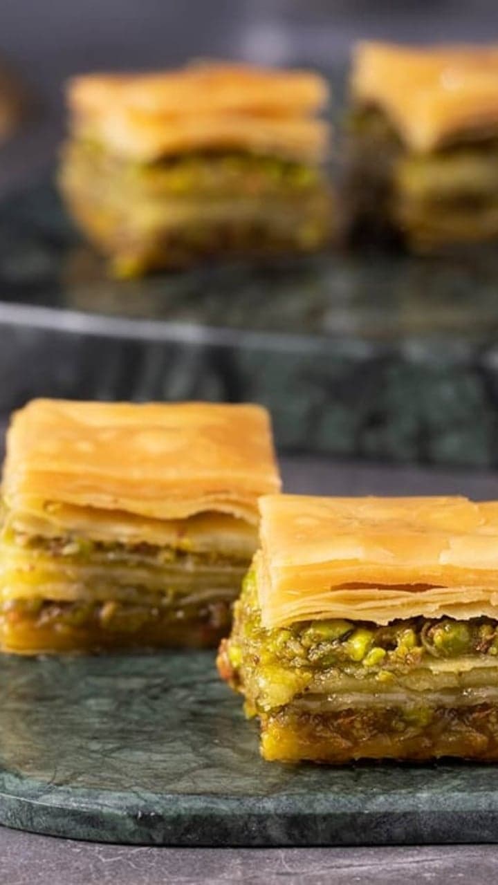 Glutensiz Fıstıklı Baklava - ÜCRETSİZ TESLİMAT