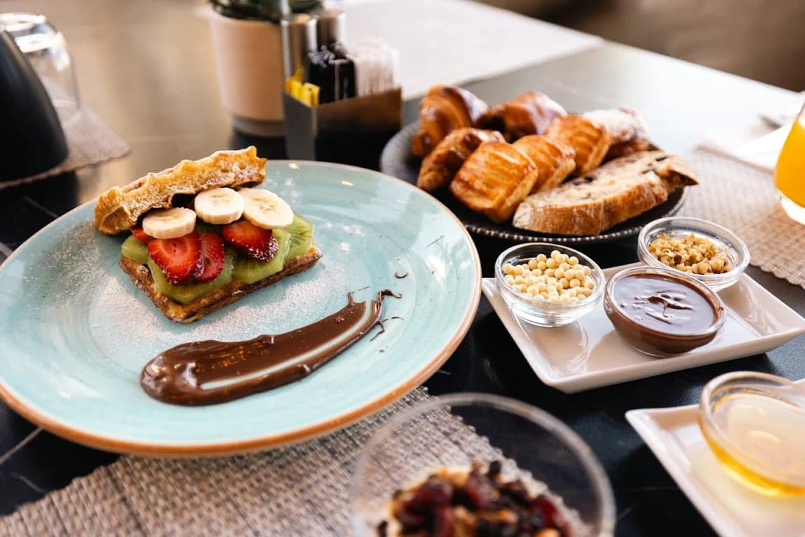 希尔顿酒店云34酒吧与地球餐厅 – 酒水搭配的特色菜单