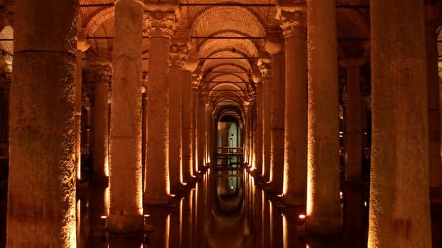 Istanbul Cisterne Halve Dagtour: Sla de Lijn Over voor Ondergrondse Locaties