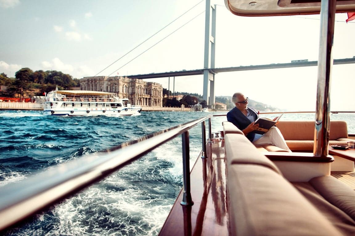 Armada Trip Boat – Nachtelijke Privé Jachtverhuur in Istanbul