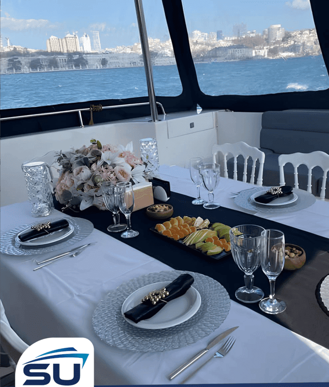 Su Yacht Verhuur in Istanbul – Privé Bosporus & Eilanden Tours